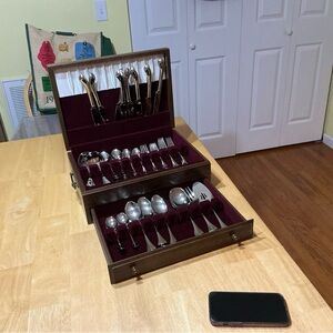 Stainless Steel Flatware Set in Silver - Home Dining